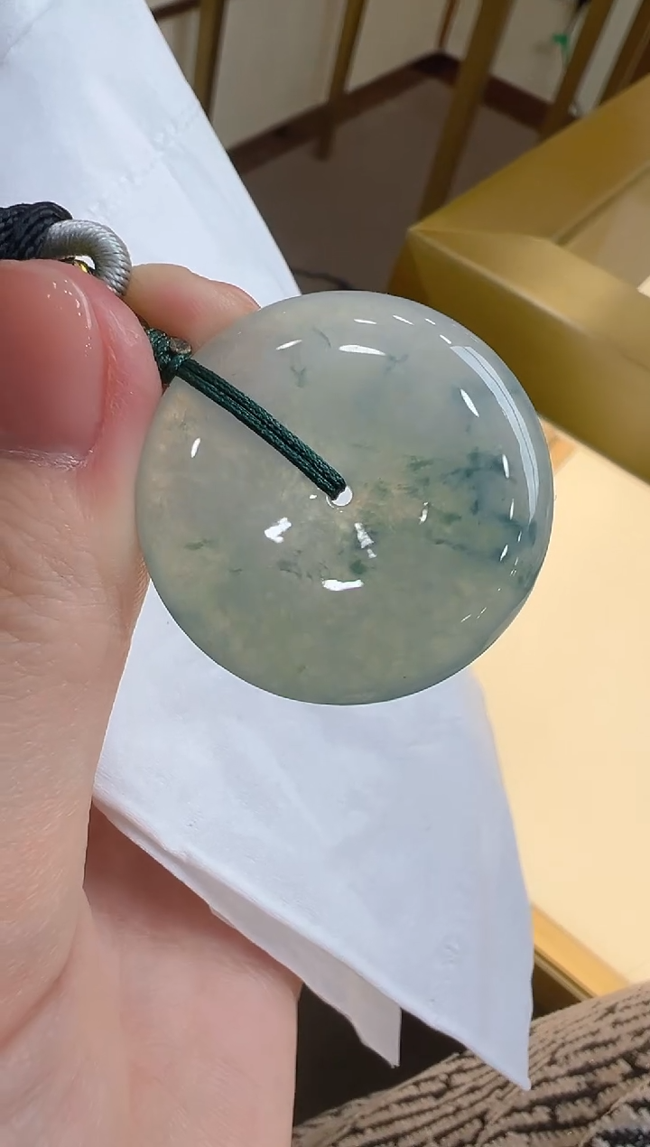 【闪购商品】翡翠吊坠(不含链)未镶嵌多样性发货拍一发一