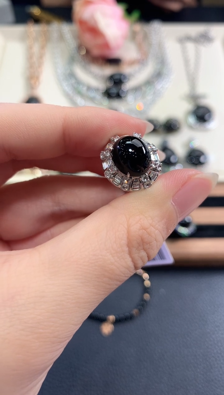 18K金镶嵌戒指翡翠c58    