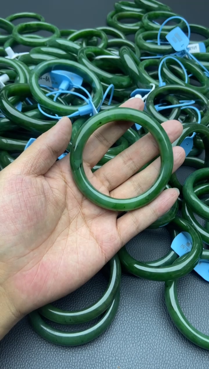 未镶嵌手镯和田玉（碧玉）87-60.7