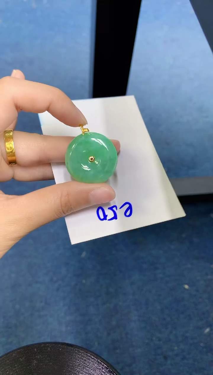 【闪购商品】翡翠颈饰18K金镶嵌000000000