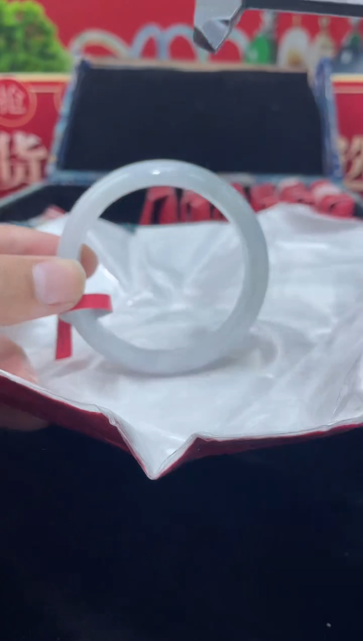 【闪购商品】翡翠手镯未镶嵌手镯14