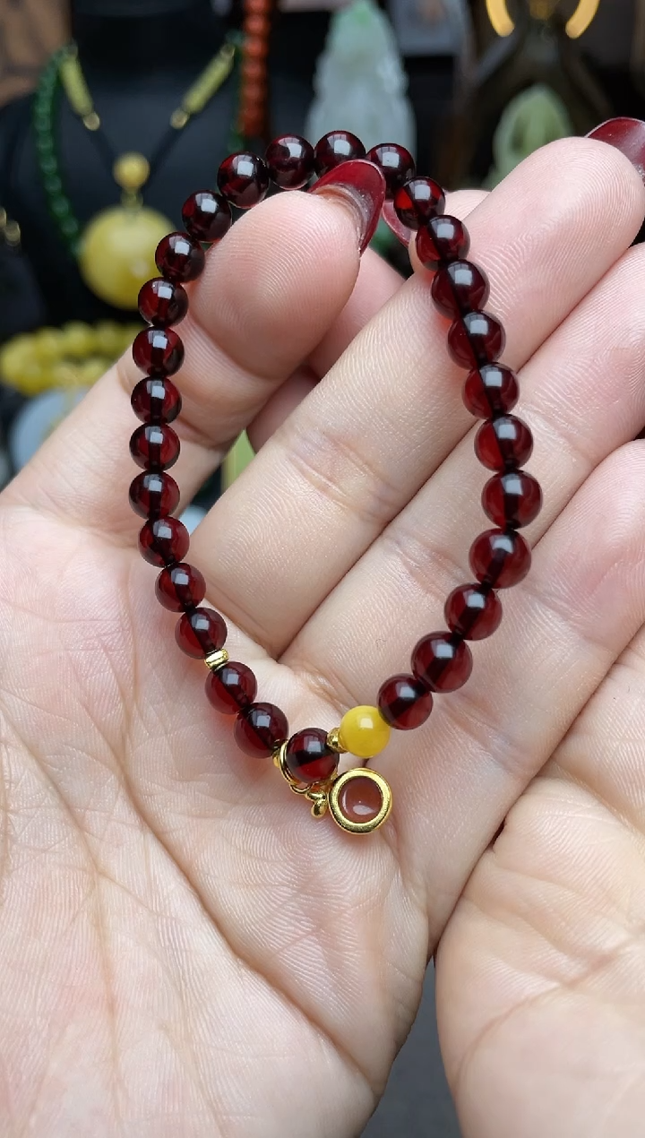 【闪购商品】血珀手串未镶嵌f063手串