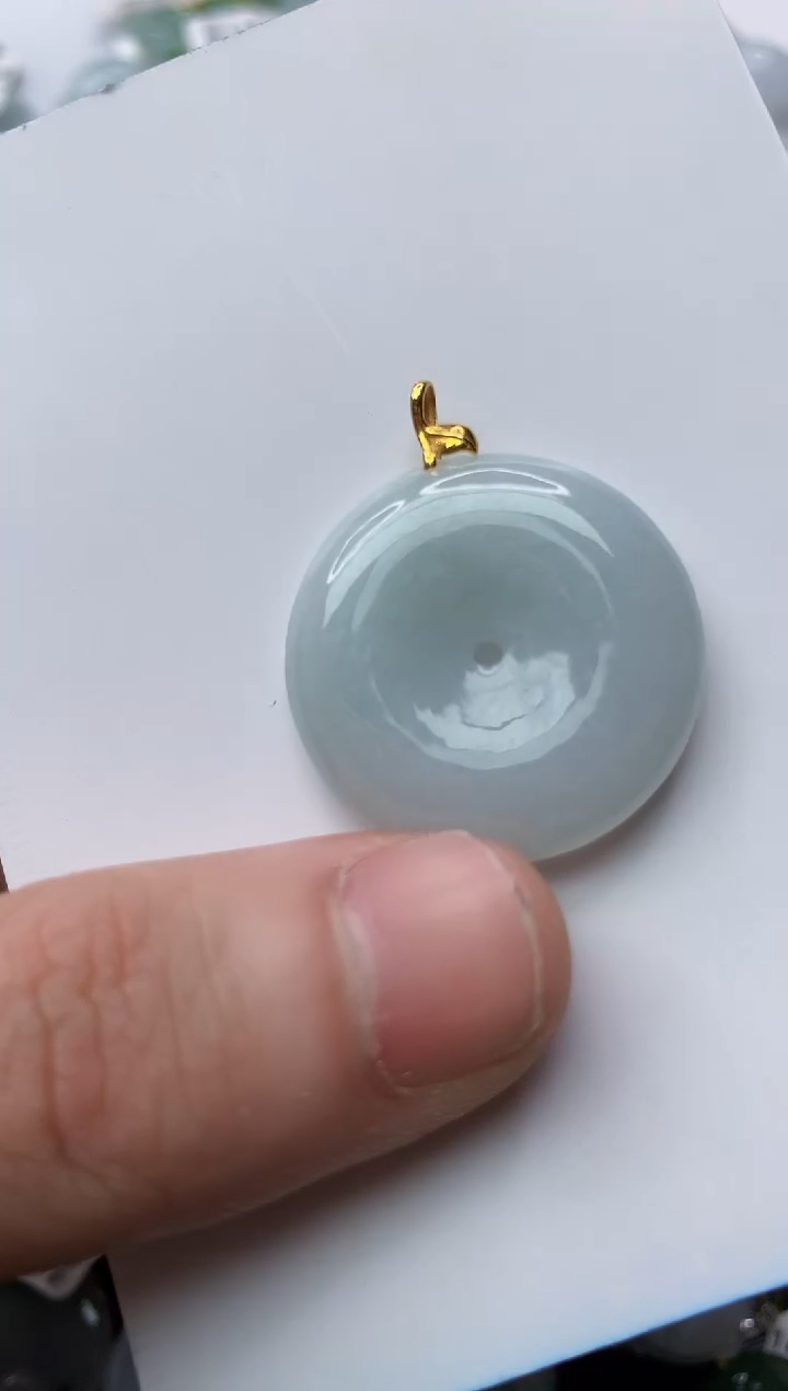 【闪购商品】翡翠颈饰18K金镶嵌43.........