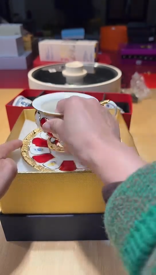 瓷片生活的本意是开心啊@@1