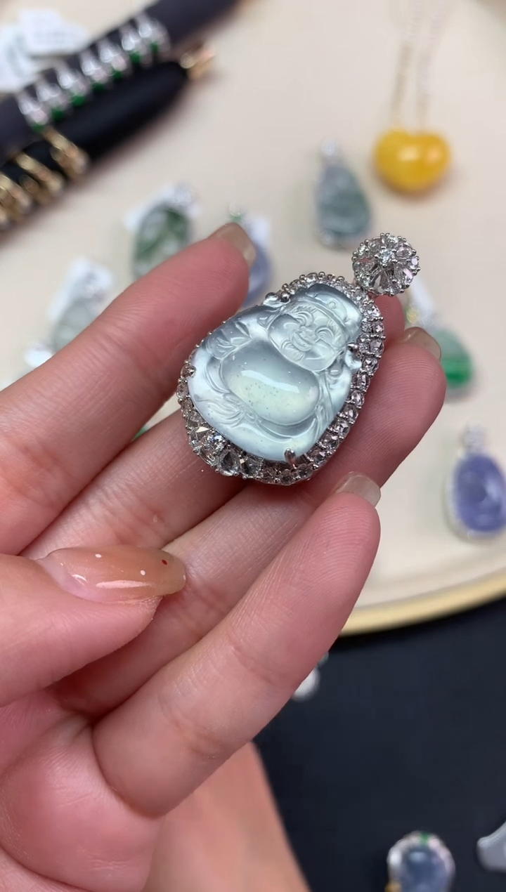 【闪购商品】翡翠吊坠(不含链)18K金镶嵌吊坠A534|39800