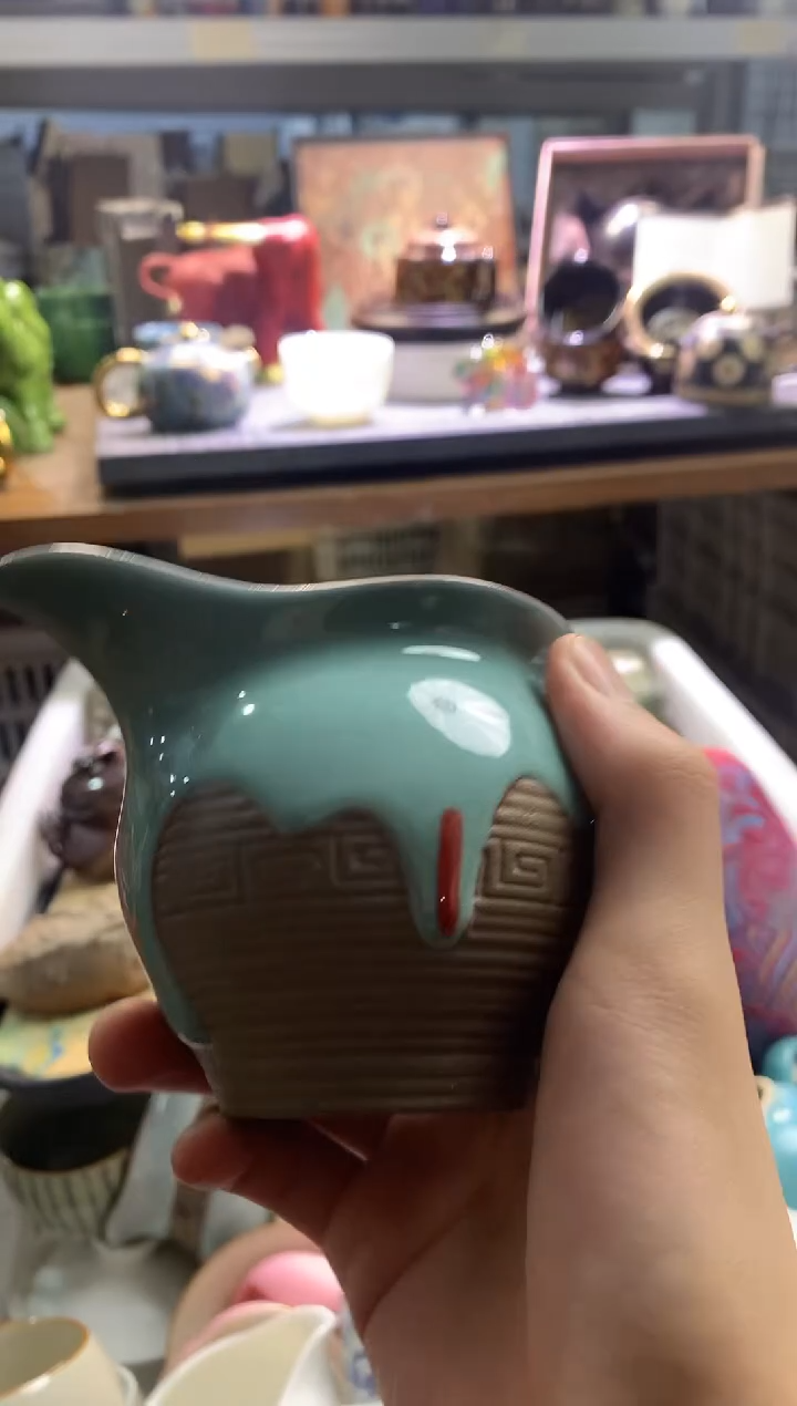 茶具茶壶、盖碗、主人杯、客杯（轻轻微瑕介意勿拍）