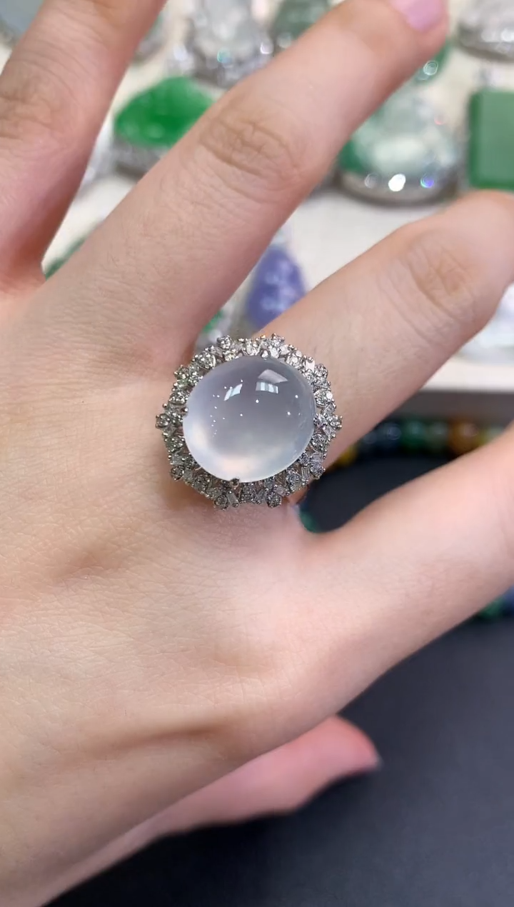 【闪购商品】翡翠戒指18K金镶嵌B158  