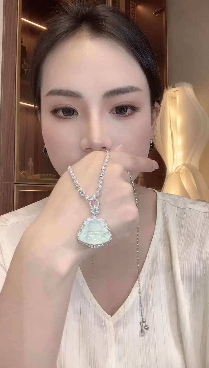 翡翠18K金镶嵌吊坠(不含链)A108