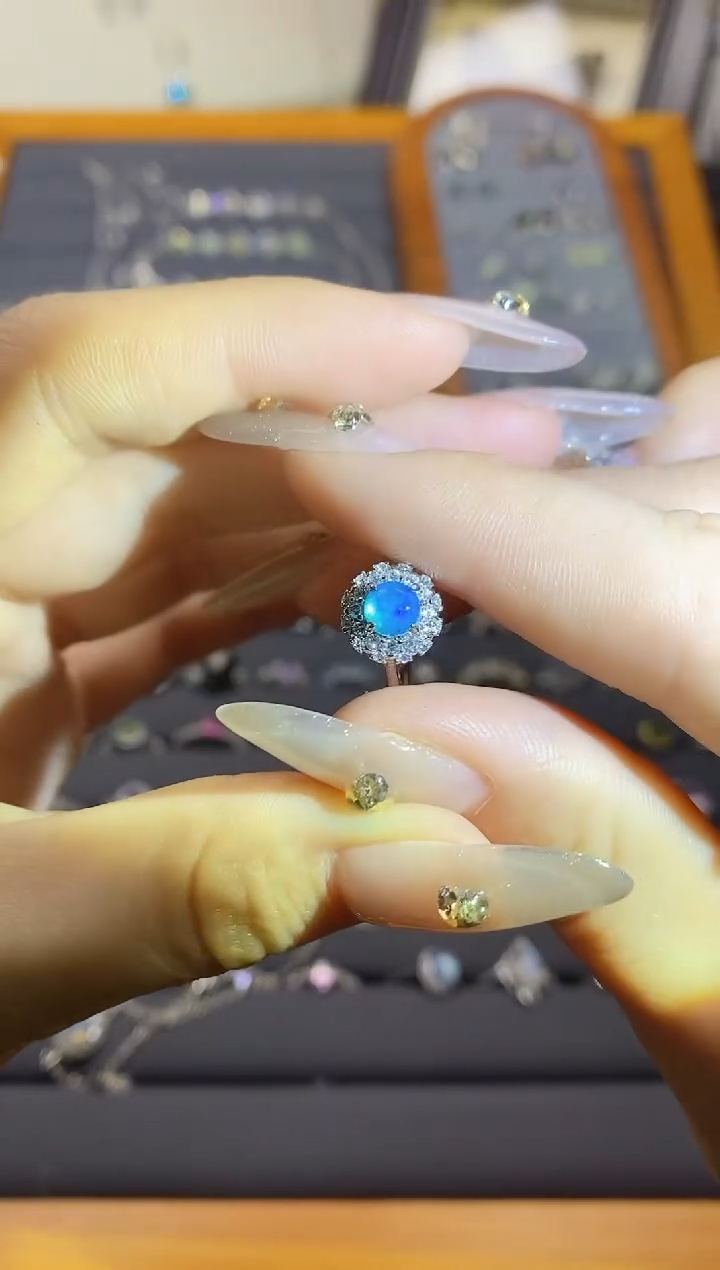 【闪购商品】水晶手链银S925镶嵌A138  