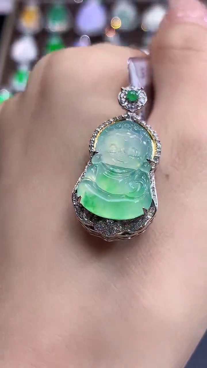 吊坠(不含链)18K金镶嵌翡翠S60