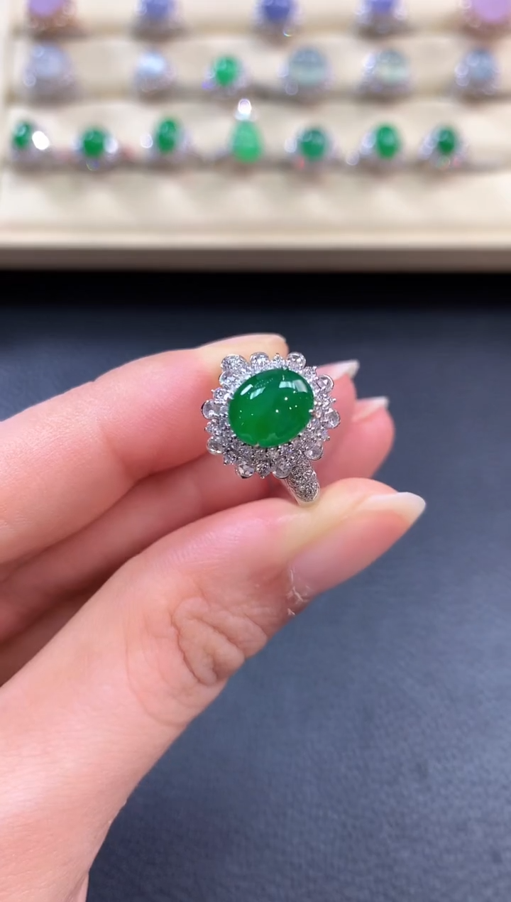 【闪购商品】翡翠戒指18K金镶嵌b129       