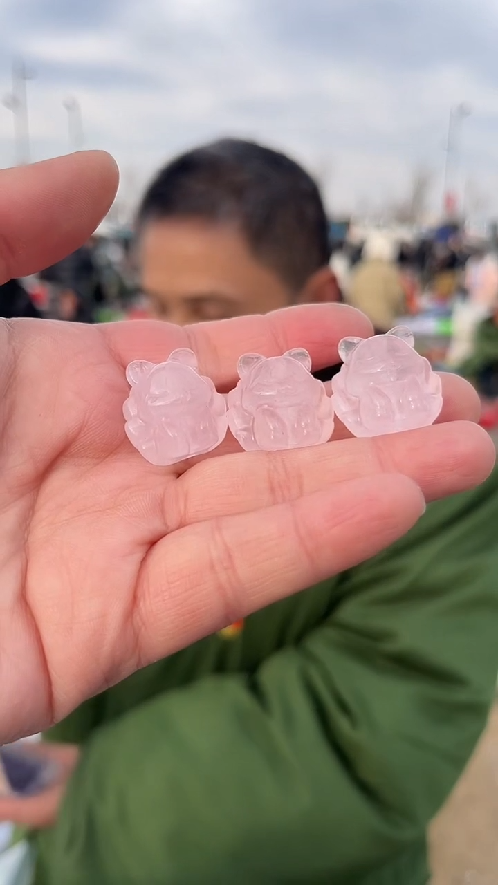 【闪购商品】芙蓉石吊坠(不含链)未镶嵌天然多样性发一