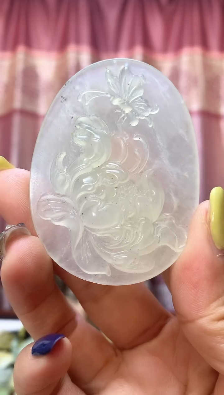 未镶嵌岫玉吊坠  