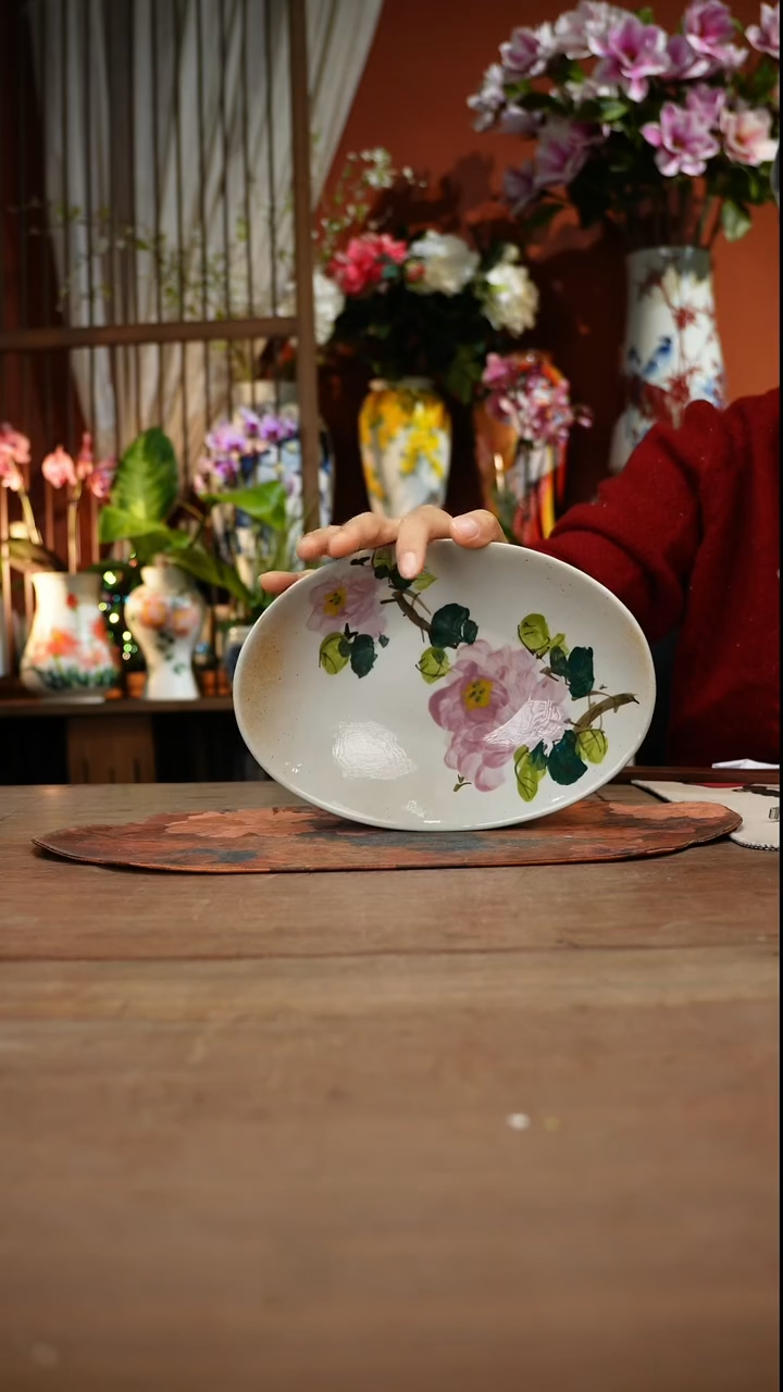 当代高温釉下彩手绘陶瓷餐具