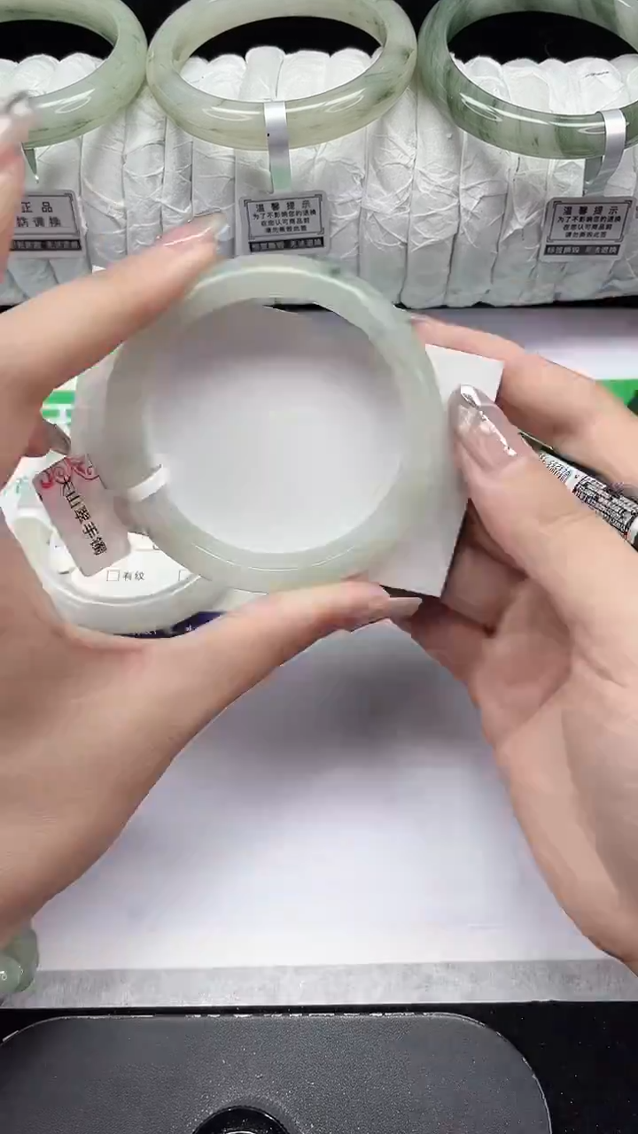 未镶嵌手镯石英质玉349-54/55