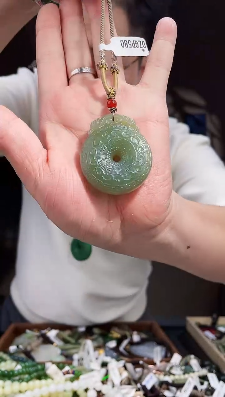 【闪购商品】和田玉颈饰未镶嵌拍一发一