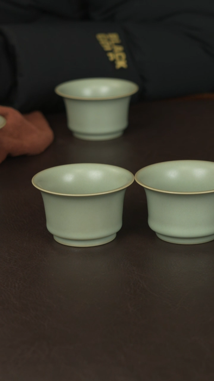 瓷l****a瓷 宣宝汝瓷原矿原釉手工作品微瑕