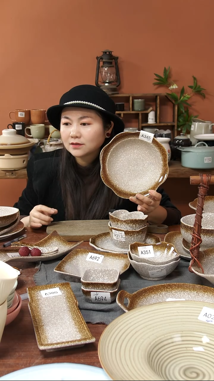 陶瓷A345 一个陶瓷粗陶花边碗8寸可能微20*5