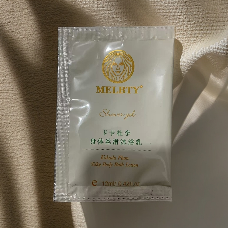 卡卡身体丝滑沐浴露