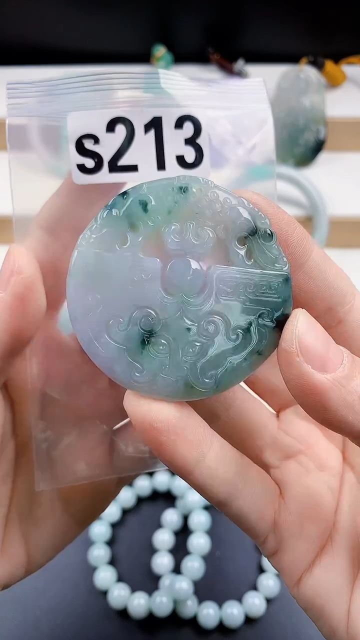 颈饰未镶嵌翡翠天然翡翠吊坠挂件