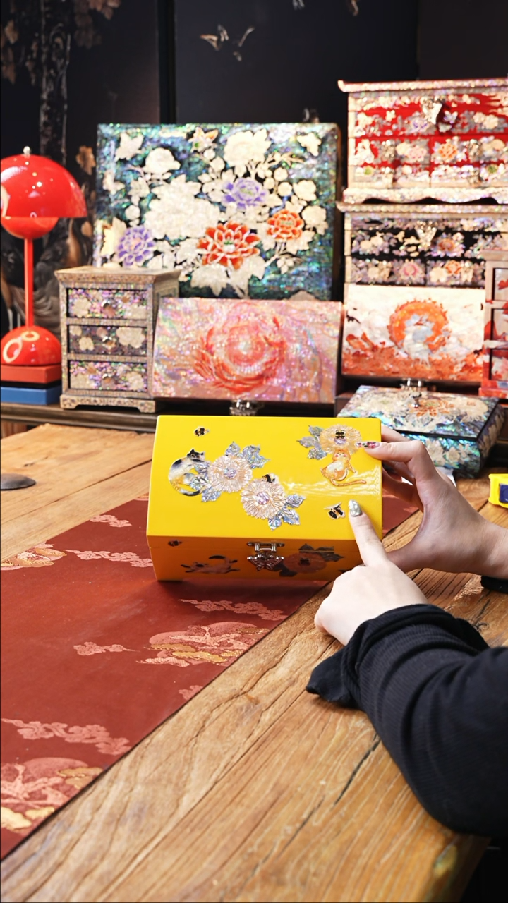 【闪购商品】瓷片豆包儿的星耀家