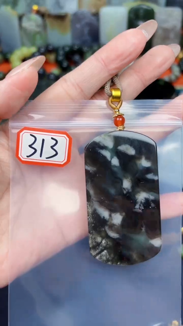 颈饰未镶嵌和田玉和田玉