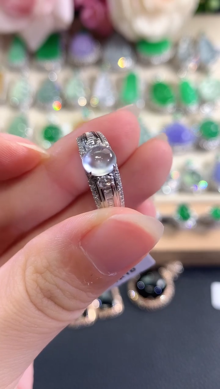 18K金镶嵌戒指翡翠d98  