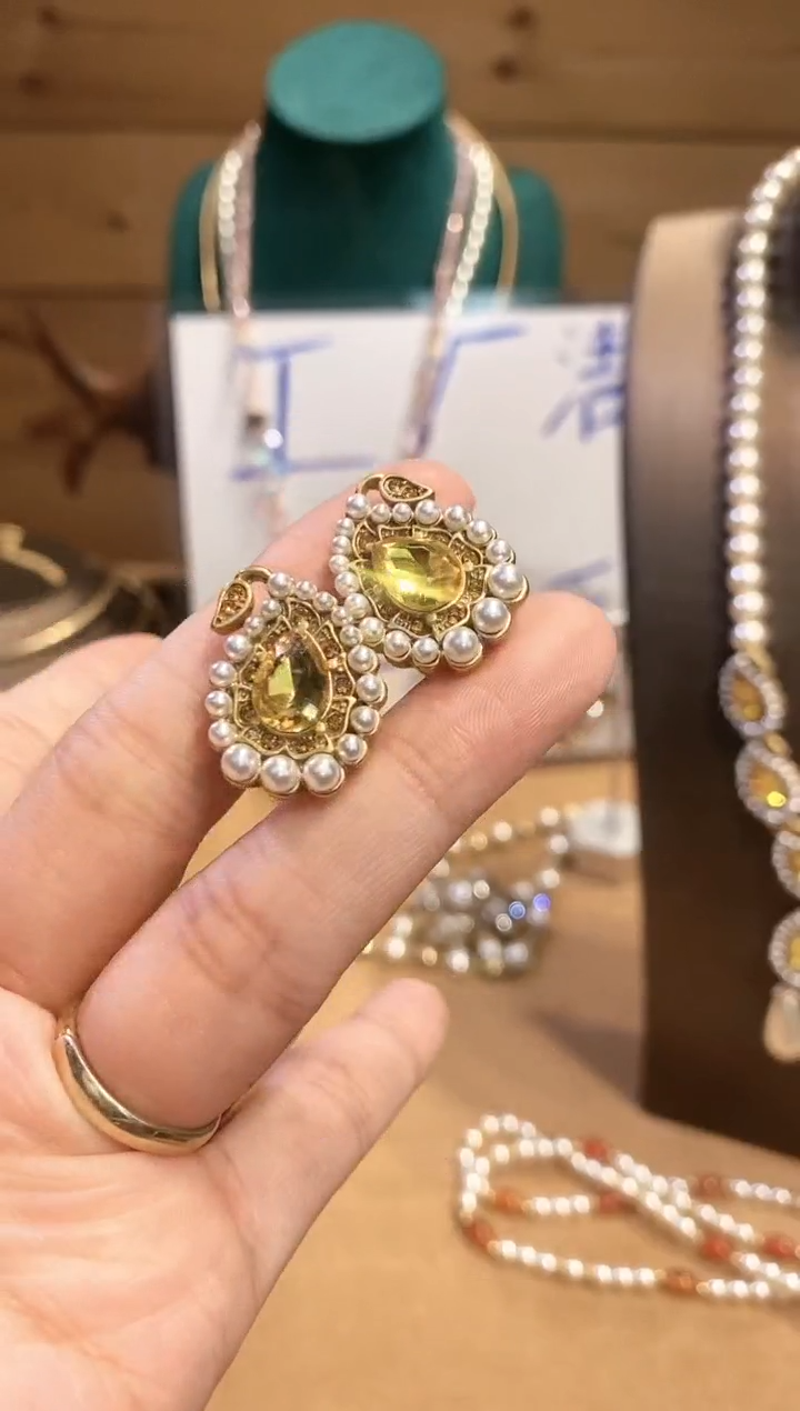 铜合金无925银经典时尚中古饰品