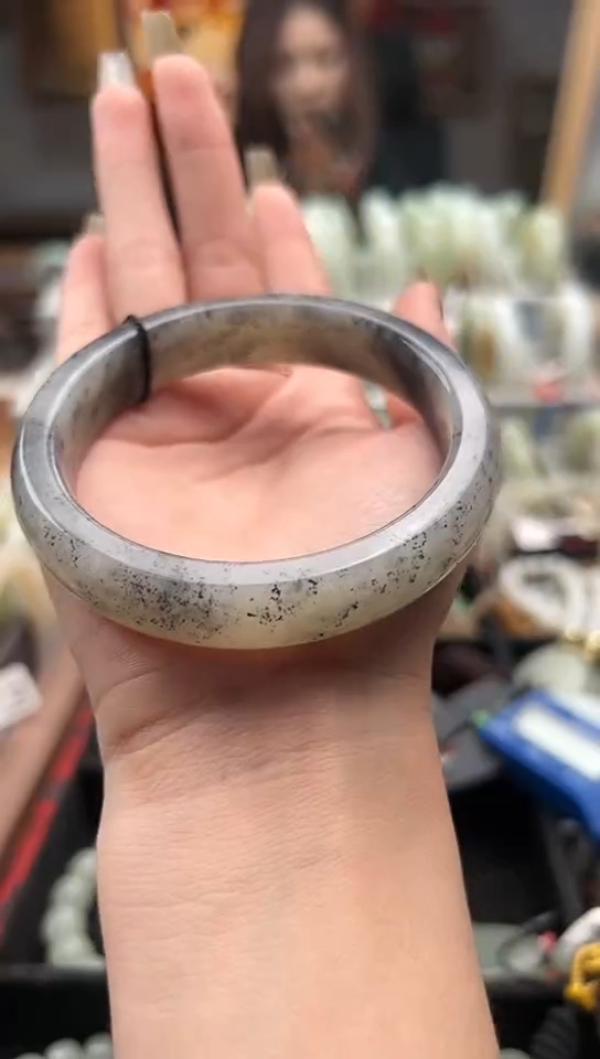 【闪购商品】和田玉手镯未镶嵌和田玉子料青花手镯60+