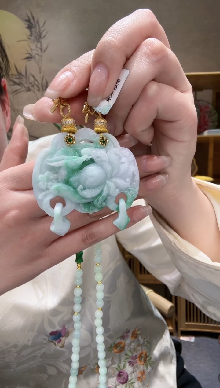 【闪购商品】翡翠耳饰未镶嵌吊坠