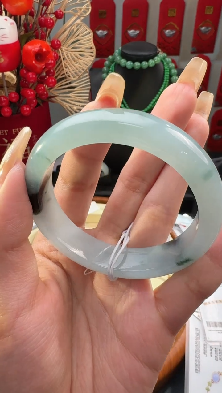 【闪购商品】翡翠手镯未镶嵌手镯