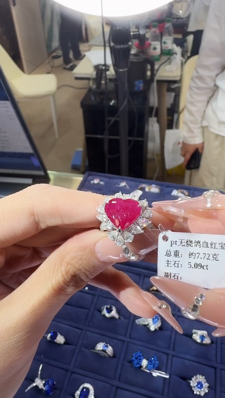 铂Pt950镶嵌戒指红宝石250518101773