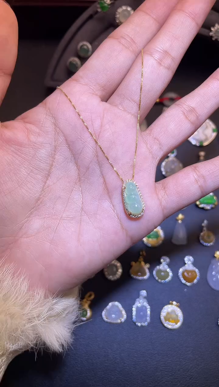 吊坠(不含链)银S925镶嵌翡翠+【送一条银链子】