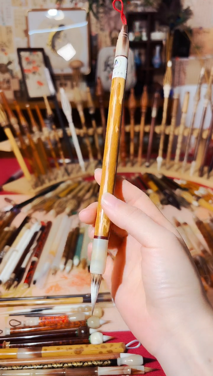 闪5 梅鹿牛角笔杆紫毫四附笔出锋3.2（清水试笔）