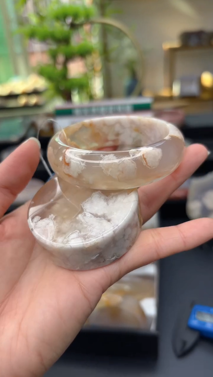 【闪购商品】石英质玉手镯未镶嵌C375(55圈赠送镯心)