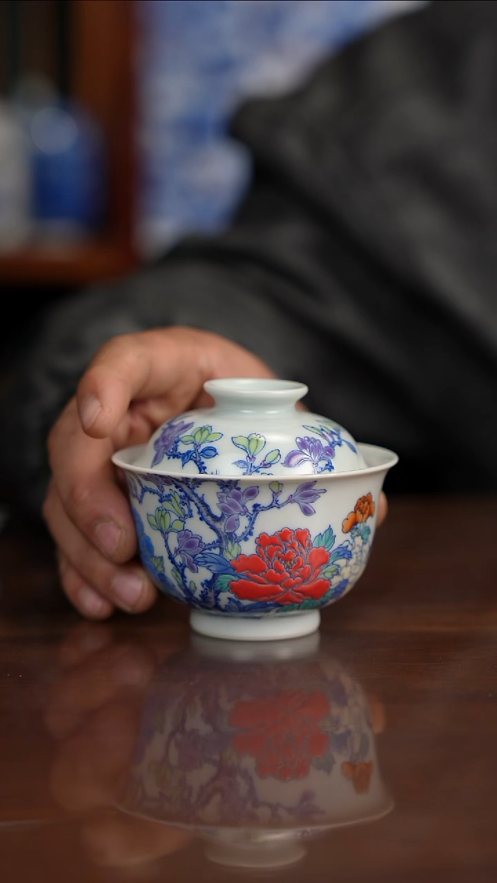 空山明月新斗彩玉兰牡丹