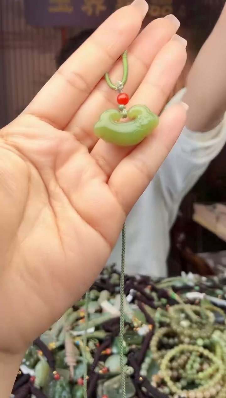 颈饰未镶嵌和田玉多样性发货拍一发一