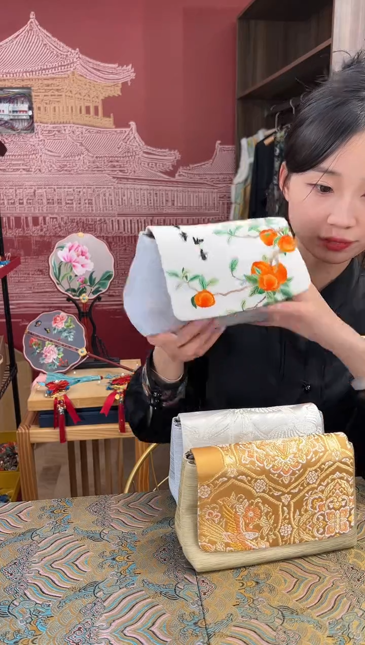 【闪购商品】刺绣苏绣手工刺绣包包