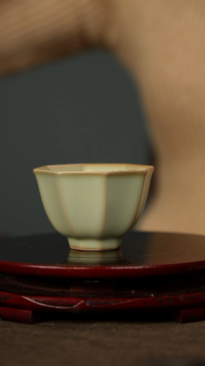 全品 粉青 八方杯 带底款