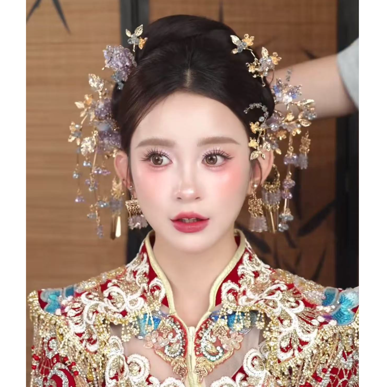 合金树脂婚庆饰品 新款仙气新娘中式结婚饰品407