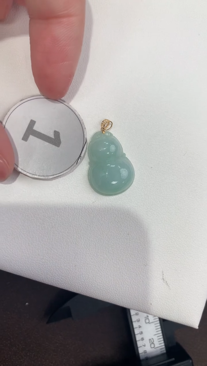 颈饰18K金镶嵌翡翠天然缅甸a货翡翠