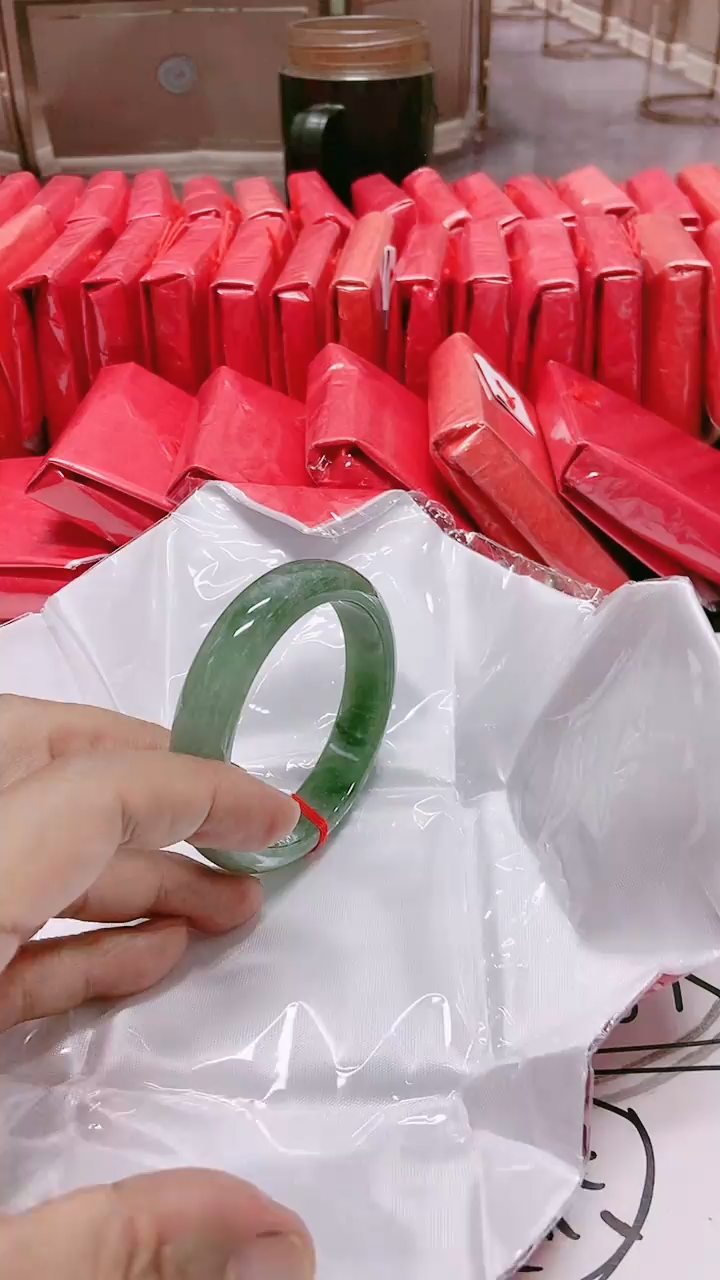 无非金属27拍哪个图片就是发哪个56圈口