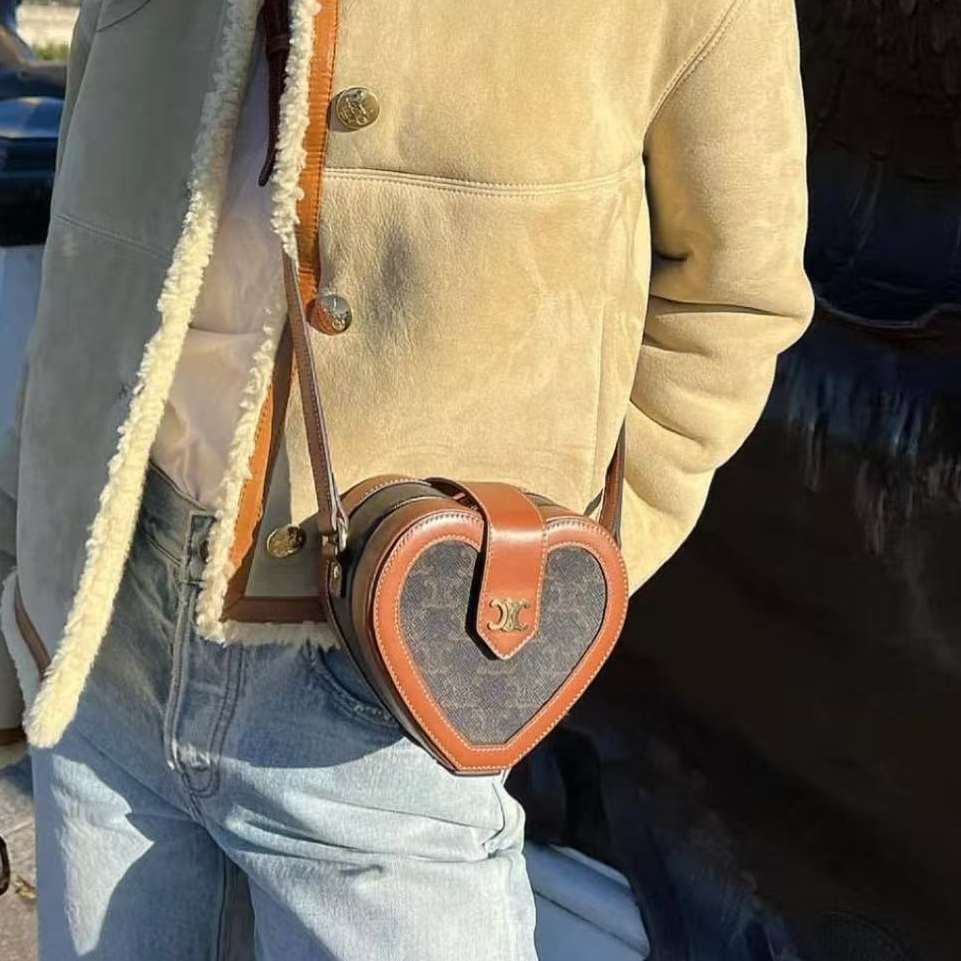 95新 Celine/思琳 坤球奢选celine爱心盒子包