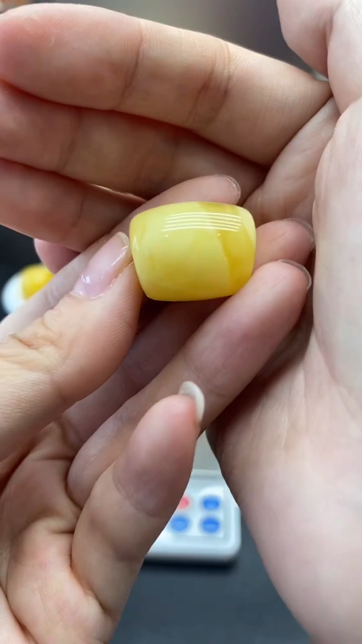 琥珀未镶嵌珠宝奇石2468