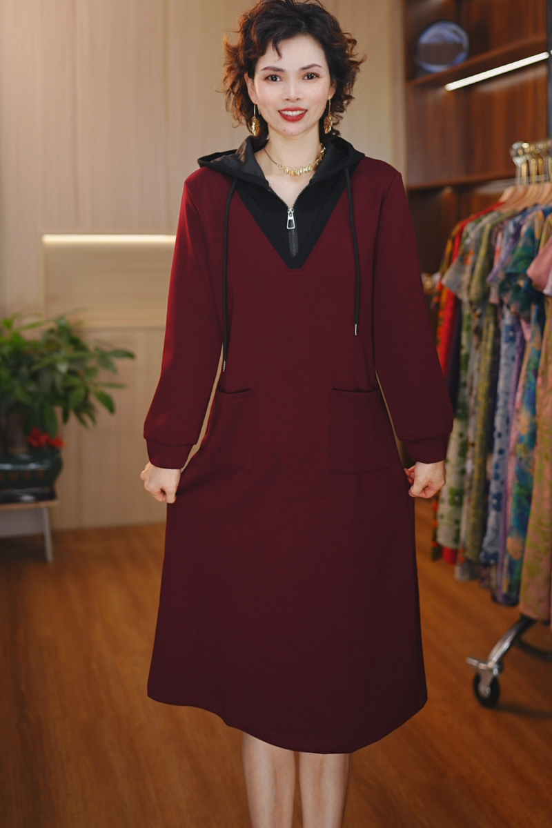 A-25568时尚宽松显瘦连衣裙连帽纯色