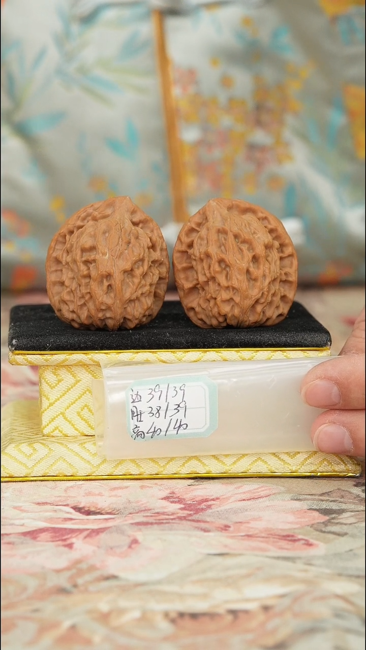 【闪购商品】文玩核桃把件非嫁接北京