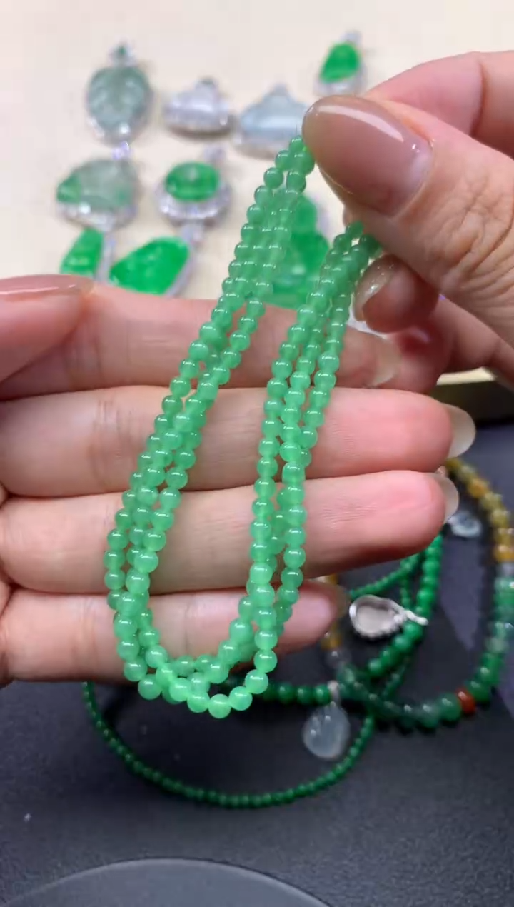 【闪购商品】翡翠手串未镶嵌103天然A货翡翠