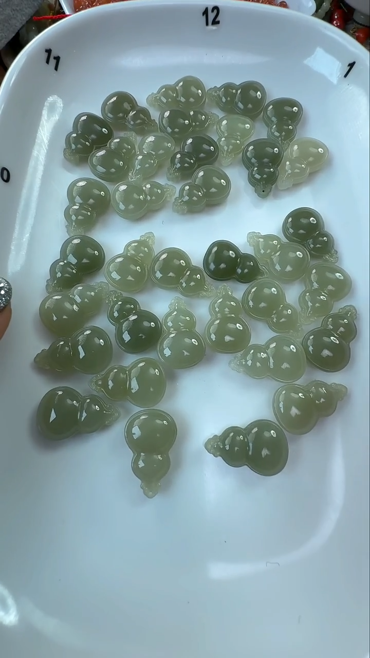 颈饰未镶嵌和田玉A4多样性发其一