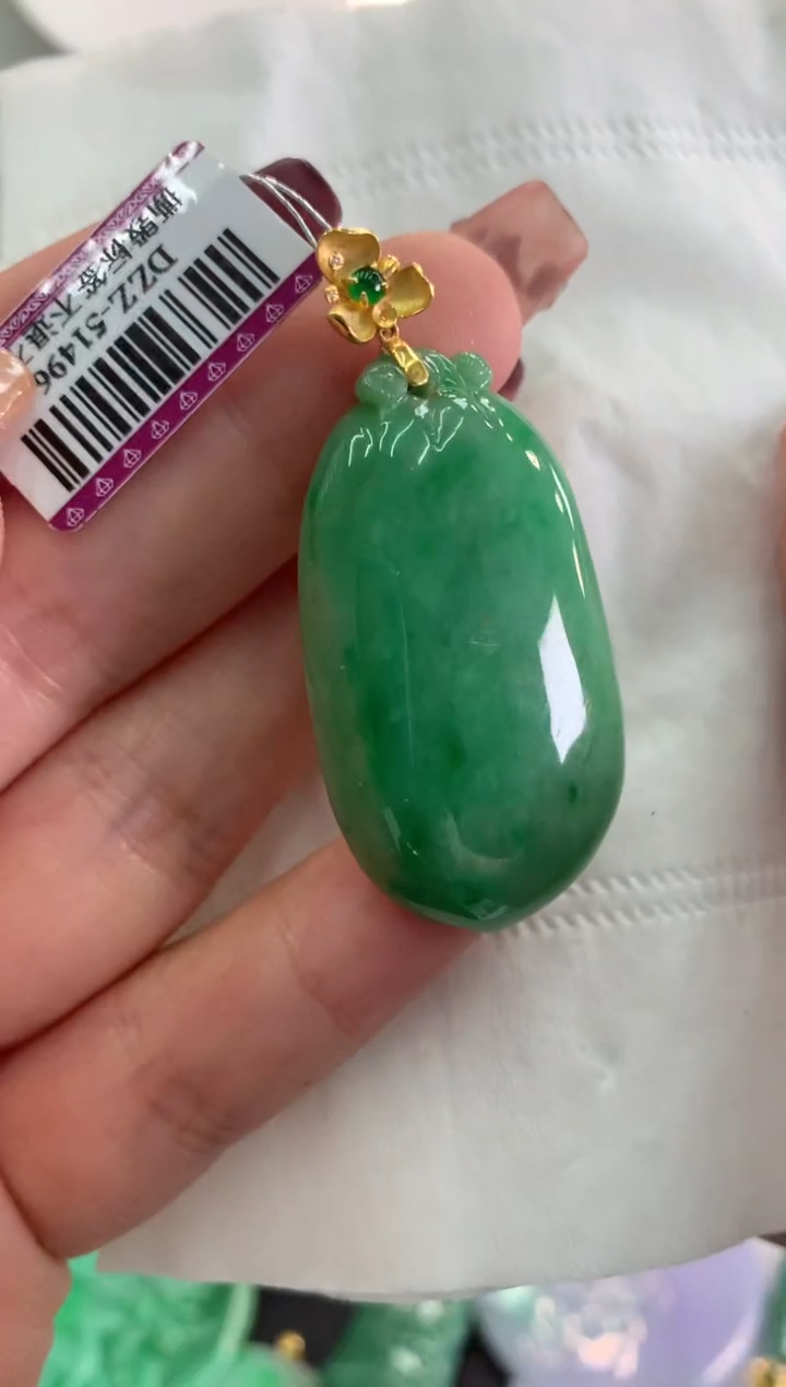 【闪购商品】翡翠吊坠(不含链)18K金镶嵌挂件