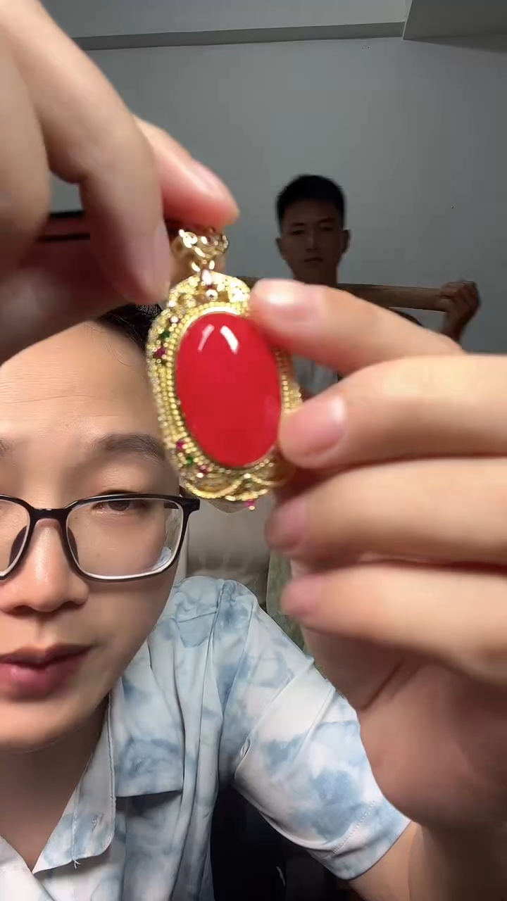 玛瑙/玉髓颈饰合金3538天然珠宝玉石满红吊坠带链子多样性发一个